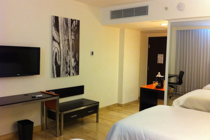 Room 11 of 52