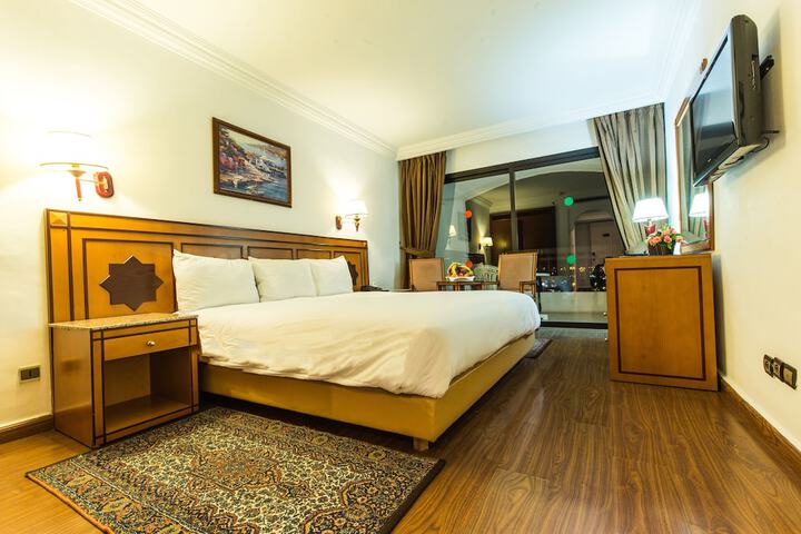 Room 14 of 51