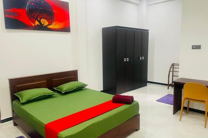 Room 11 of 22
