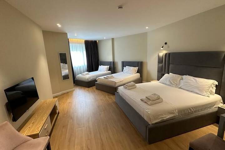 Room 19 of 37