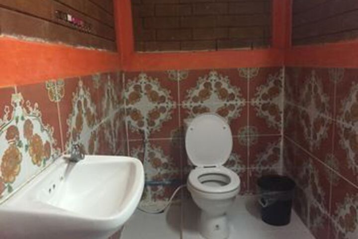 Room 4 of 35