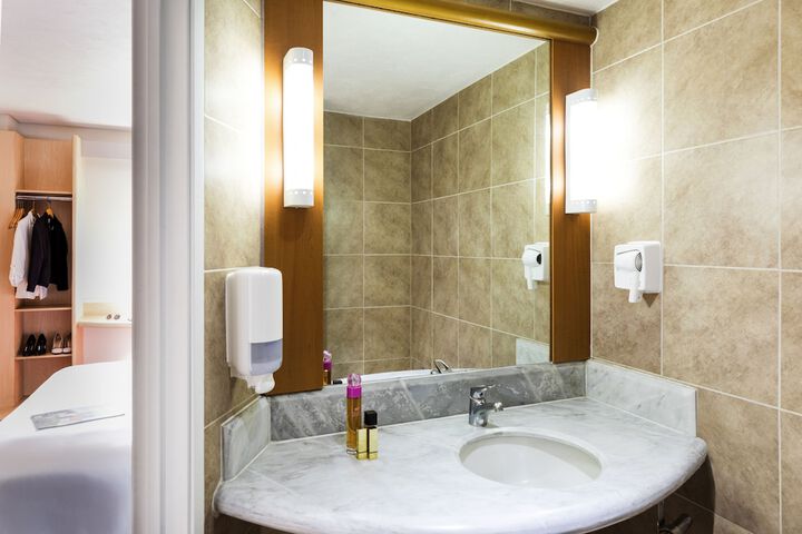 Bath Photo