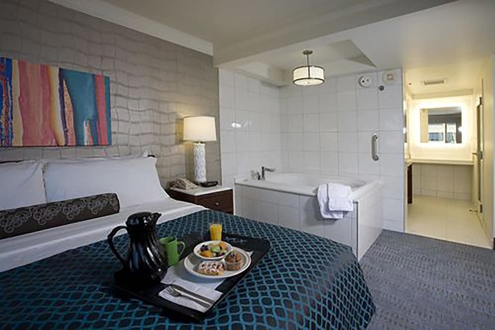Standard | King Bed (2 of 9)