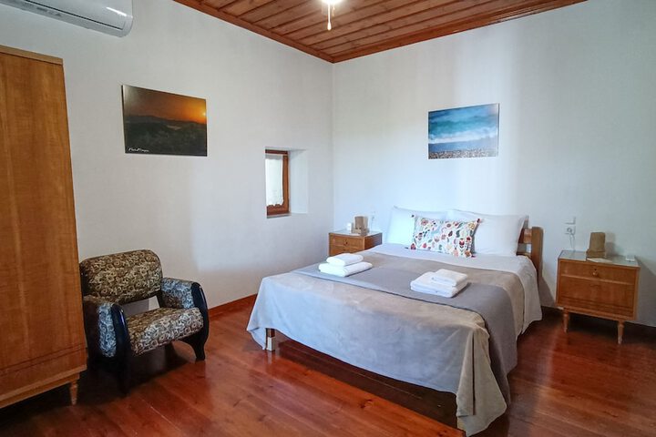 Room 4 of 44