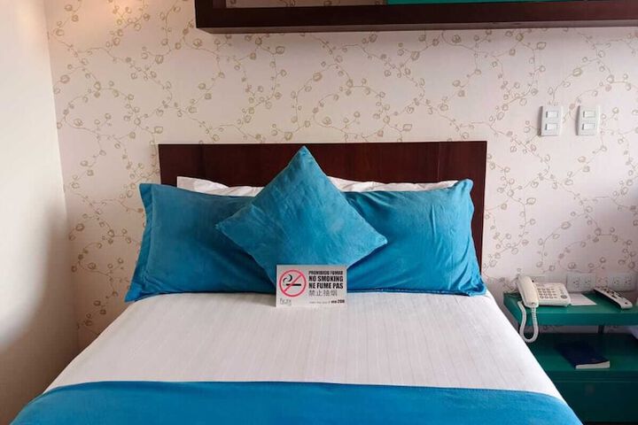 Room 18 of 43