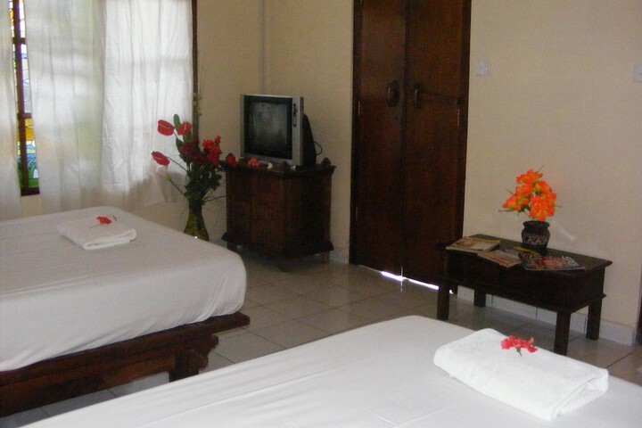 Room 6 of 23