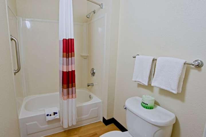 Deluxe 2 Double Beds (5 of 10)