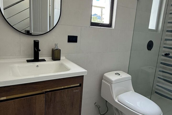 Room 17 of 22