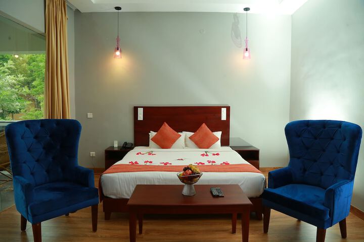 Room 5 of 57