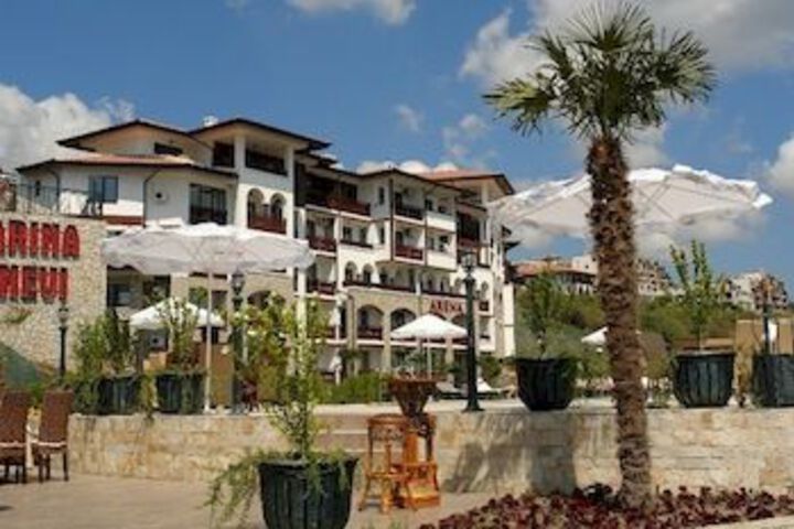 Hotel 11 of 28