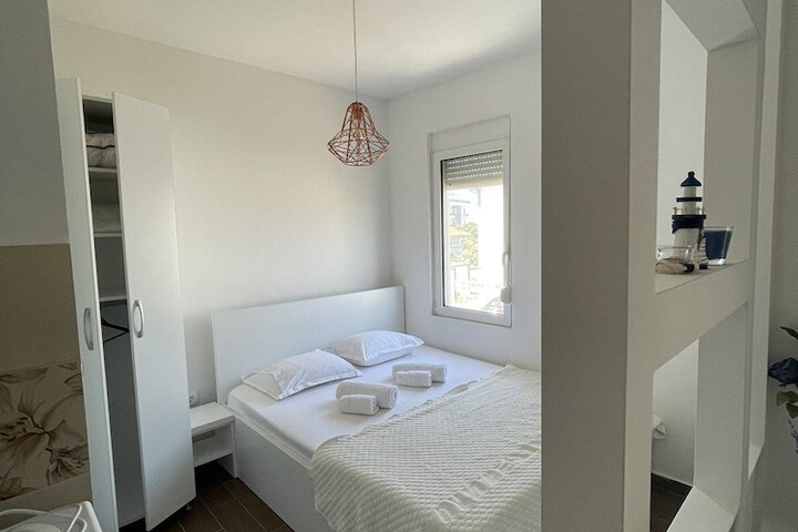 Room 16 of 57