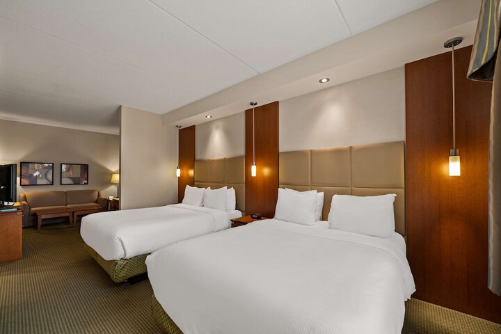 Room 13 of 65