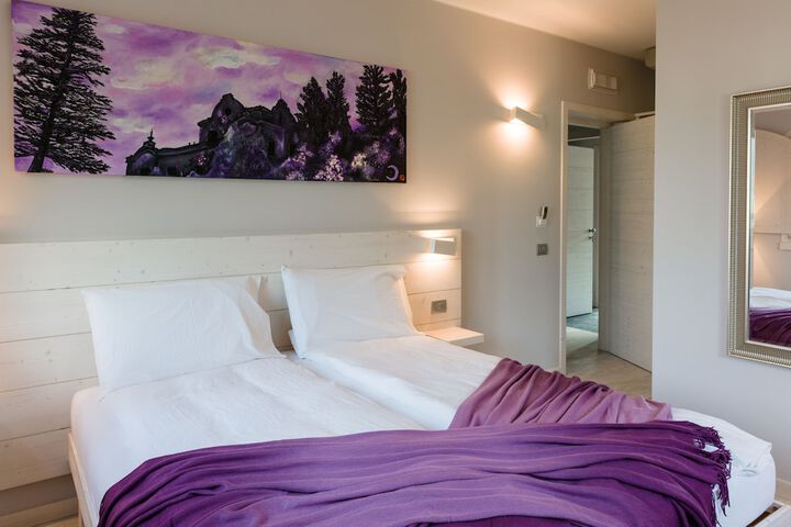 Room 13 of 67