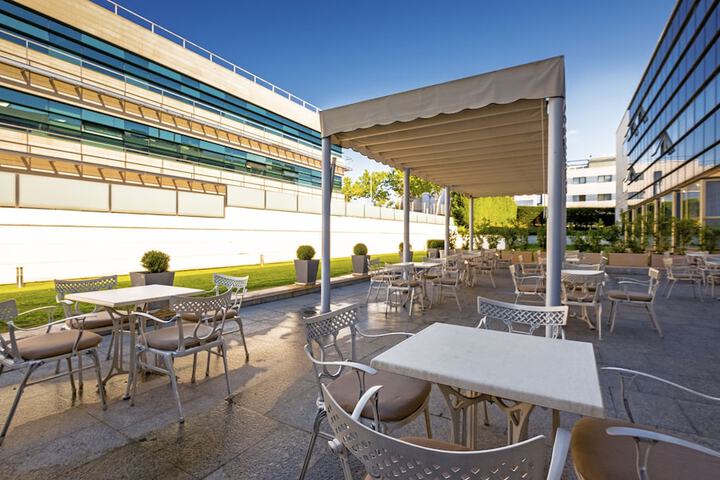 Terrace/Patio 104 of 125