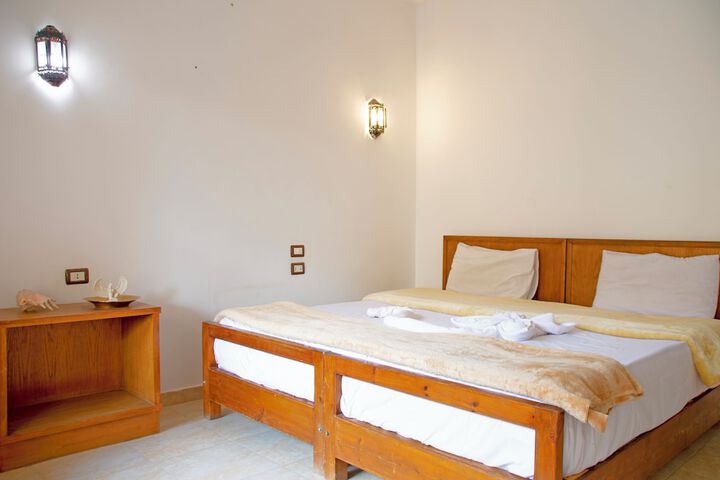 Room 55 of 164