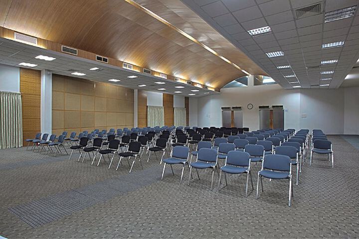 Ballroom/Hall 26 of 36