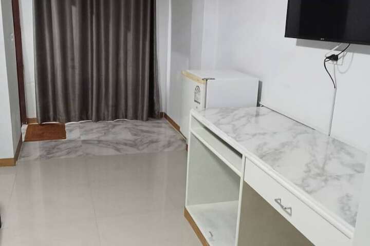 Room 18 of 60
