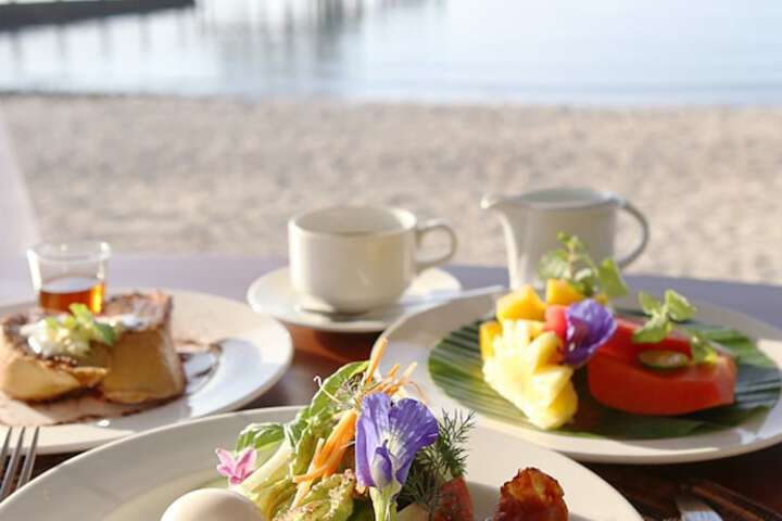 Breakfast/Coffee Service 17 of 23