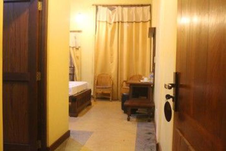 Room 49 of 112