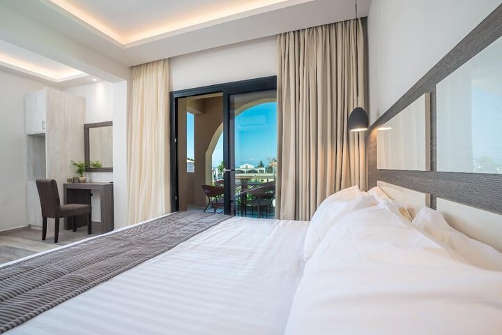 Abaton Luxury Resort in Zakynthos