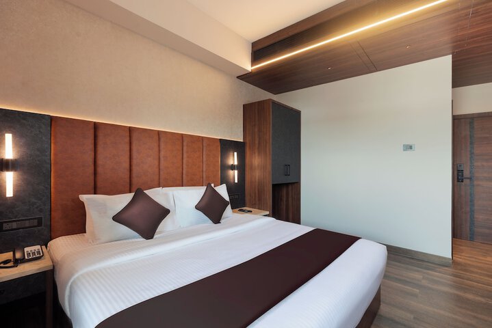 Room 10 of 67