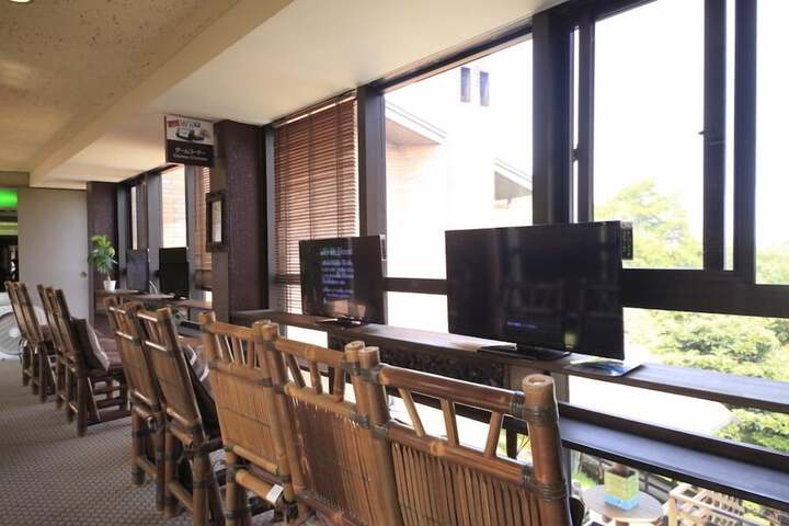 Business Center 110 of 131