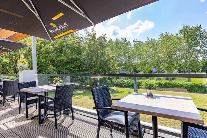 Terrace/Patio 18 of 68