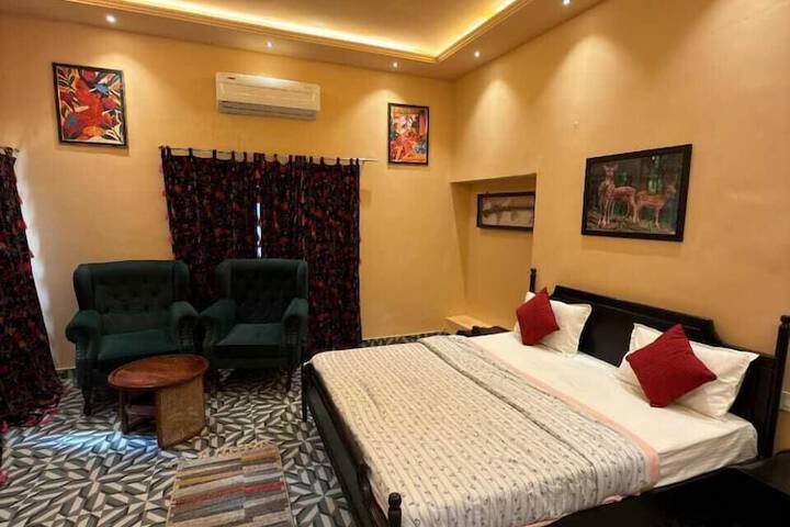 Room 10 of 89