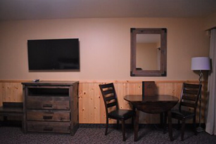 Room 97 of 279