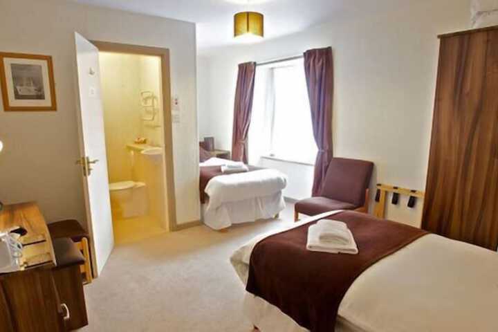 Room 11 of 22