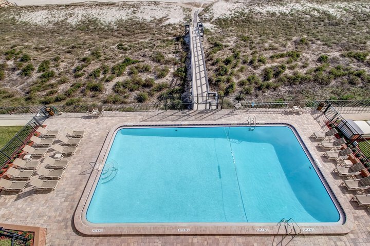 Pool 19 of 36