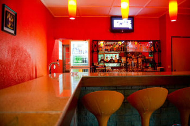 Lounge 14 of 22