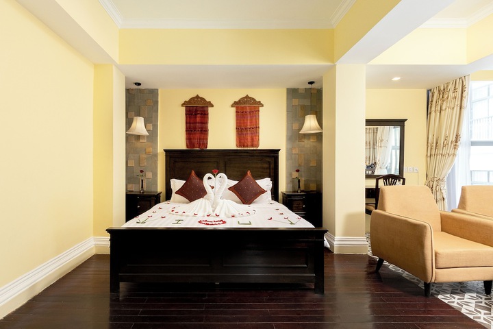 Room 14 of 37