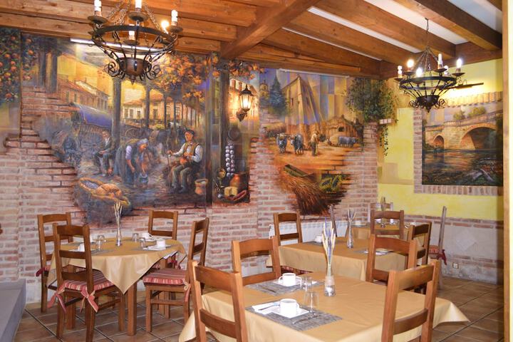 Breakfast area