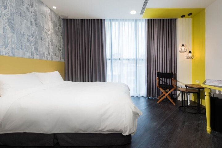 Room 20 of 50