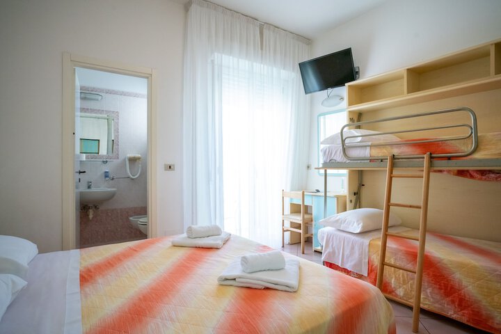 Room 35 of 56