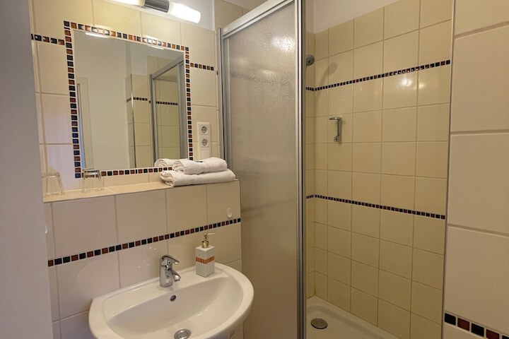 Room 11 of 22