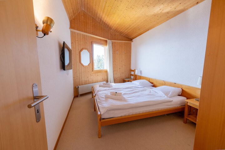 Room 25 of 104