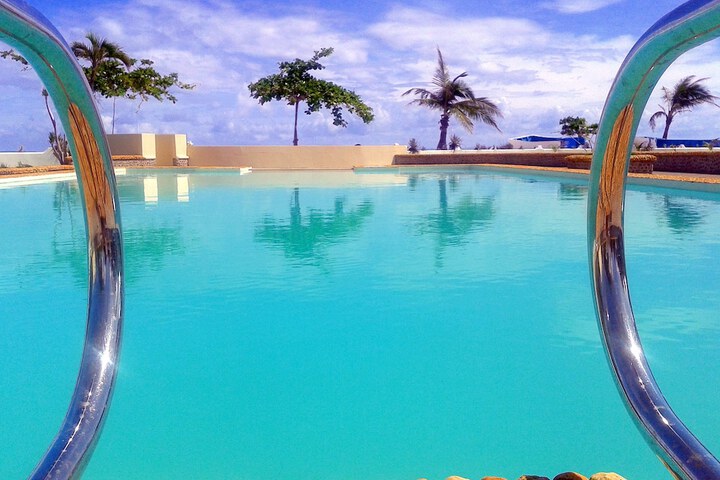 Hotel Pool