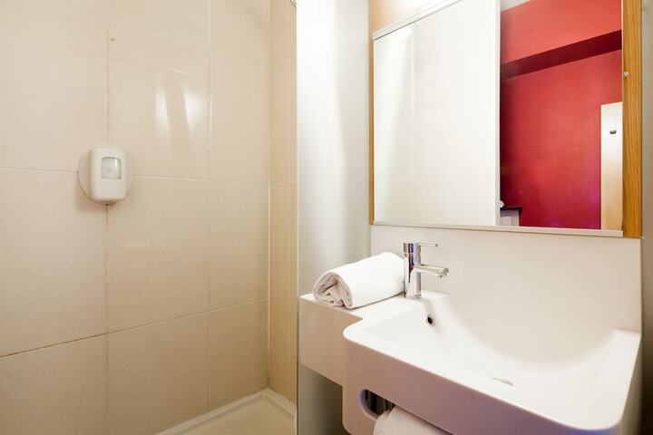 Clean Restrooms