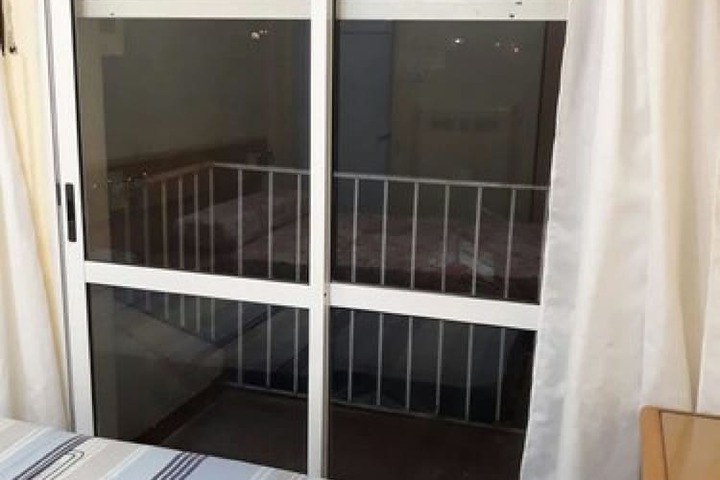 Room 3 of 32