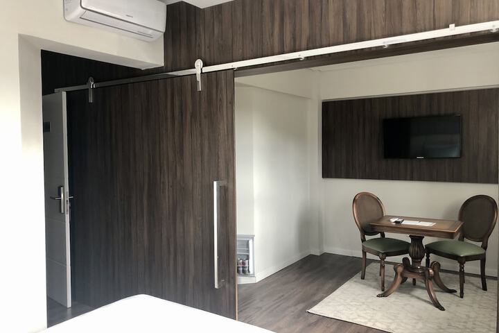 Room 7 of 38
