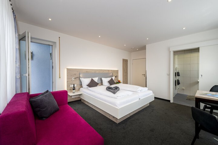 Room 12 of 47
