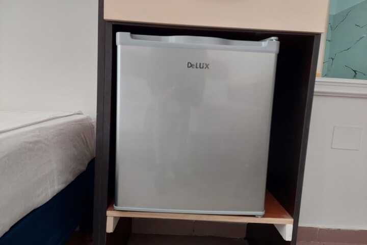 Room 5 of 37