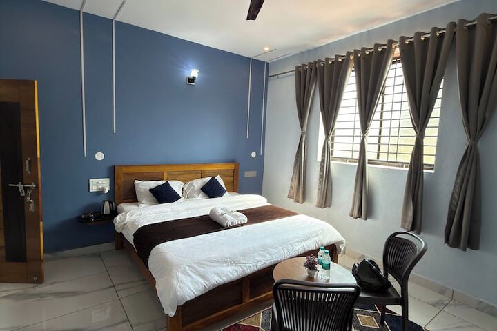 Room 15 of 31