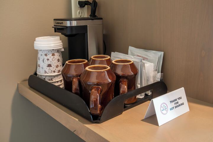 Breakfast/Coffee Service 48 of 90