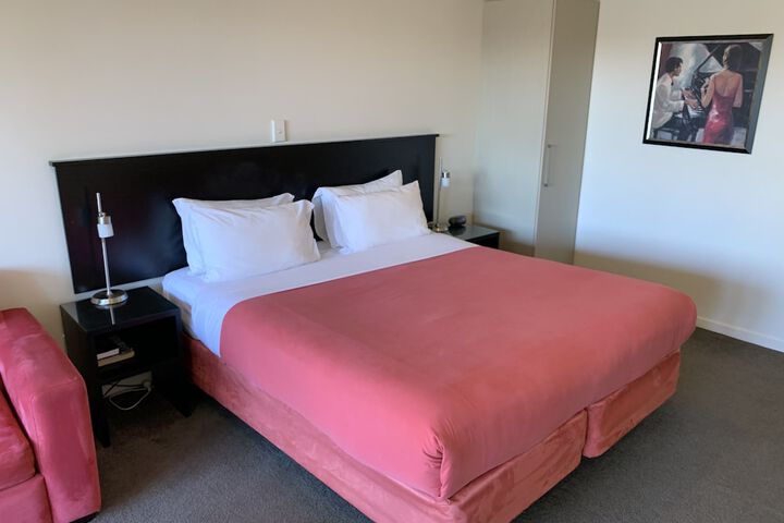 Room 7 of 52