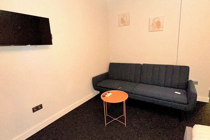 Room 46 of 60