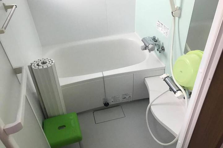 Bath Interior