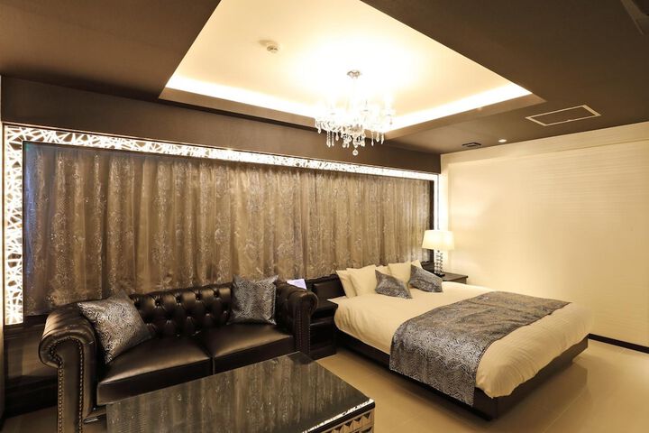 Room 20 of 34